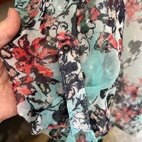 Kut from the Kloth Floral Print Textured Blouse Sz. L - Picture 6 of 14